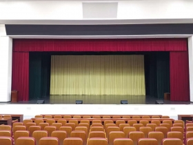 深圳市龍華高級中學報告廳與會堂